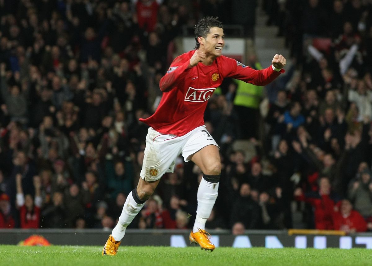Cristiano Ronaldo: Membujuk Bintang Brasil Ke MU