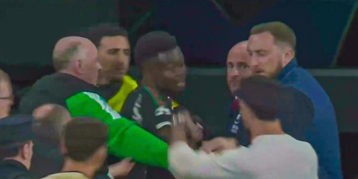 Cruce Tenso: Carvajal Y Saka, Un Incidente En El Partido