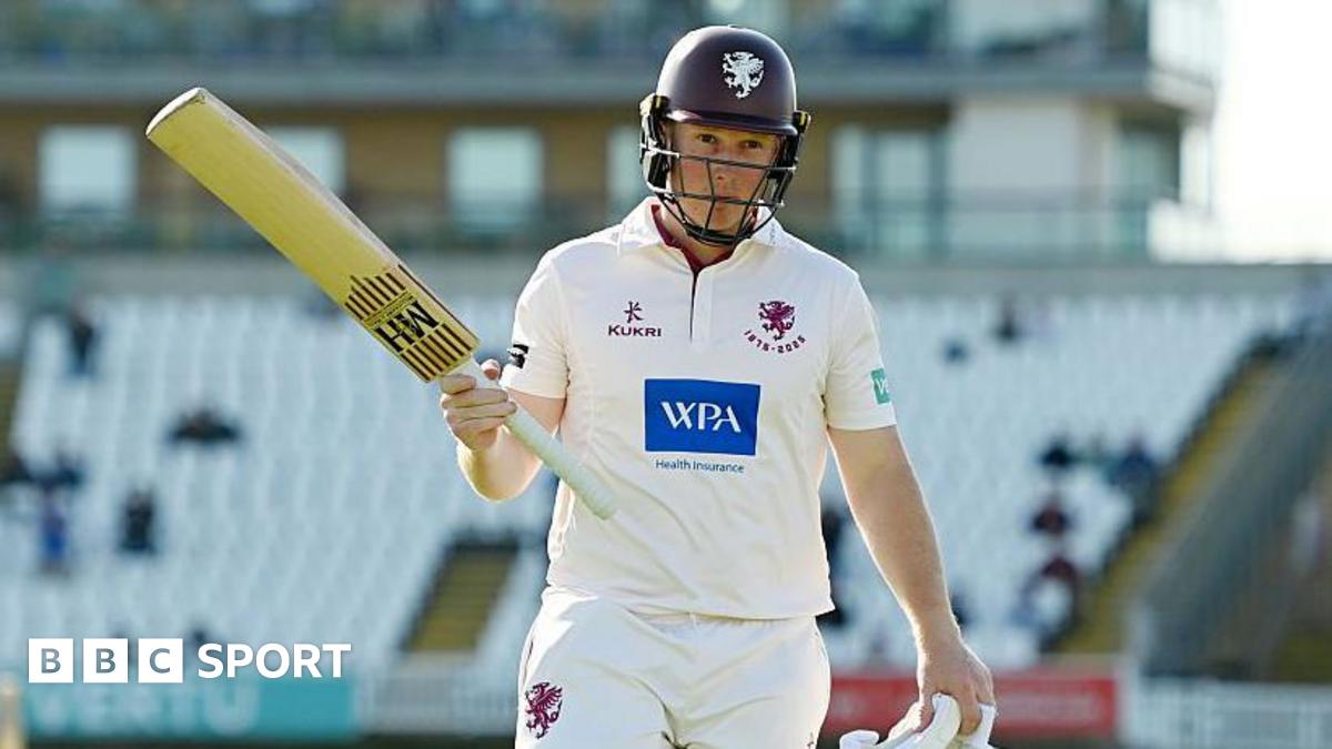England Call Up Rew For Injured Cox