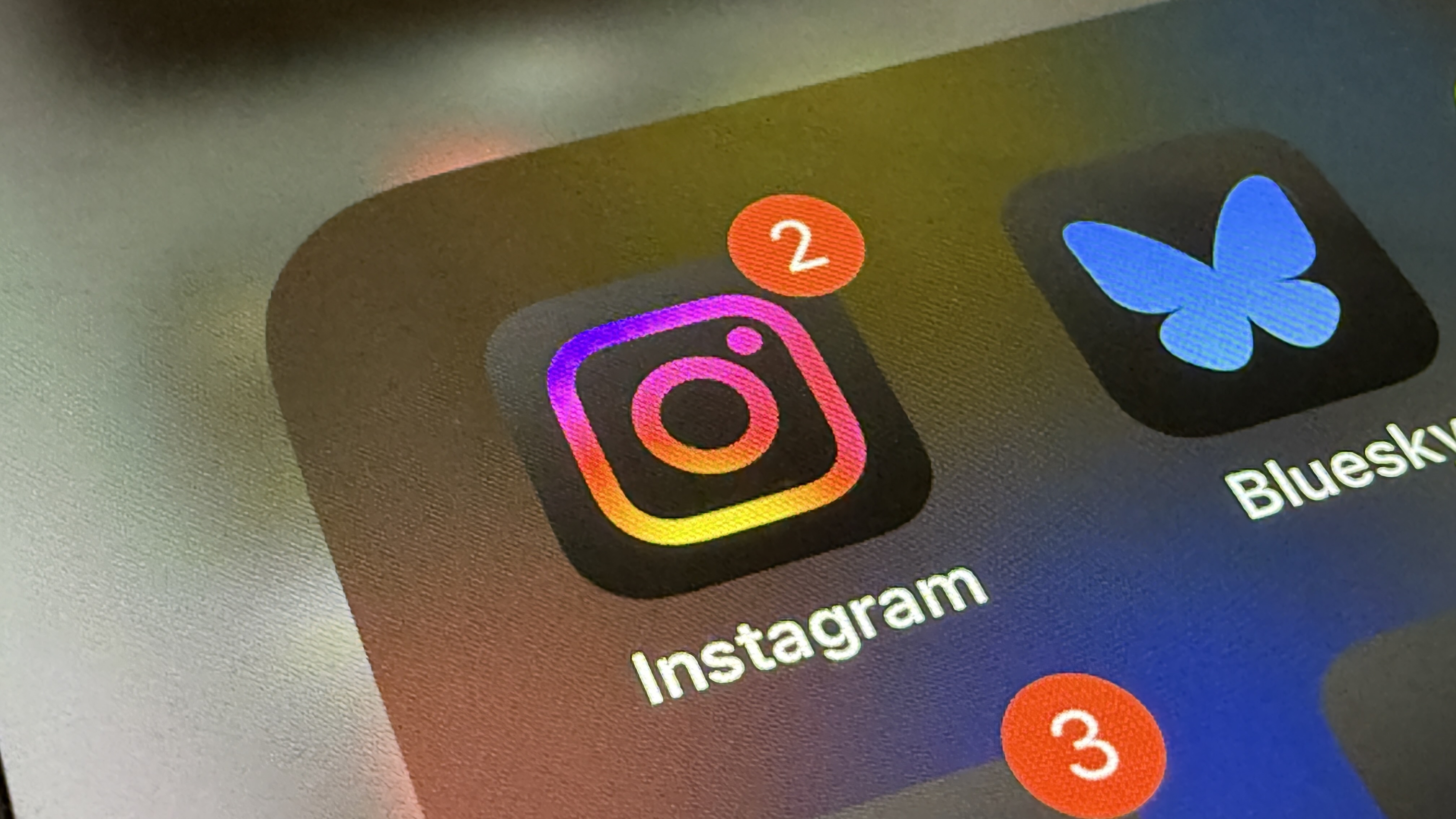 Instagram's New Reel Feature: Share With Besties?