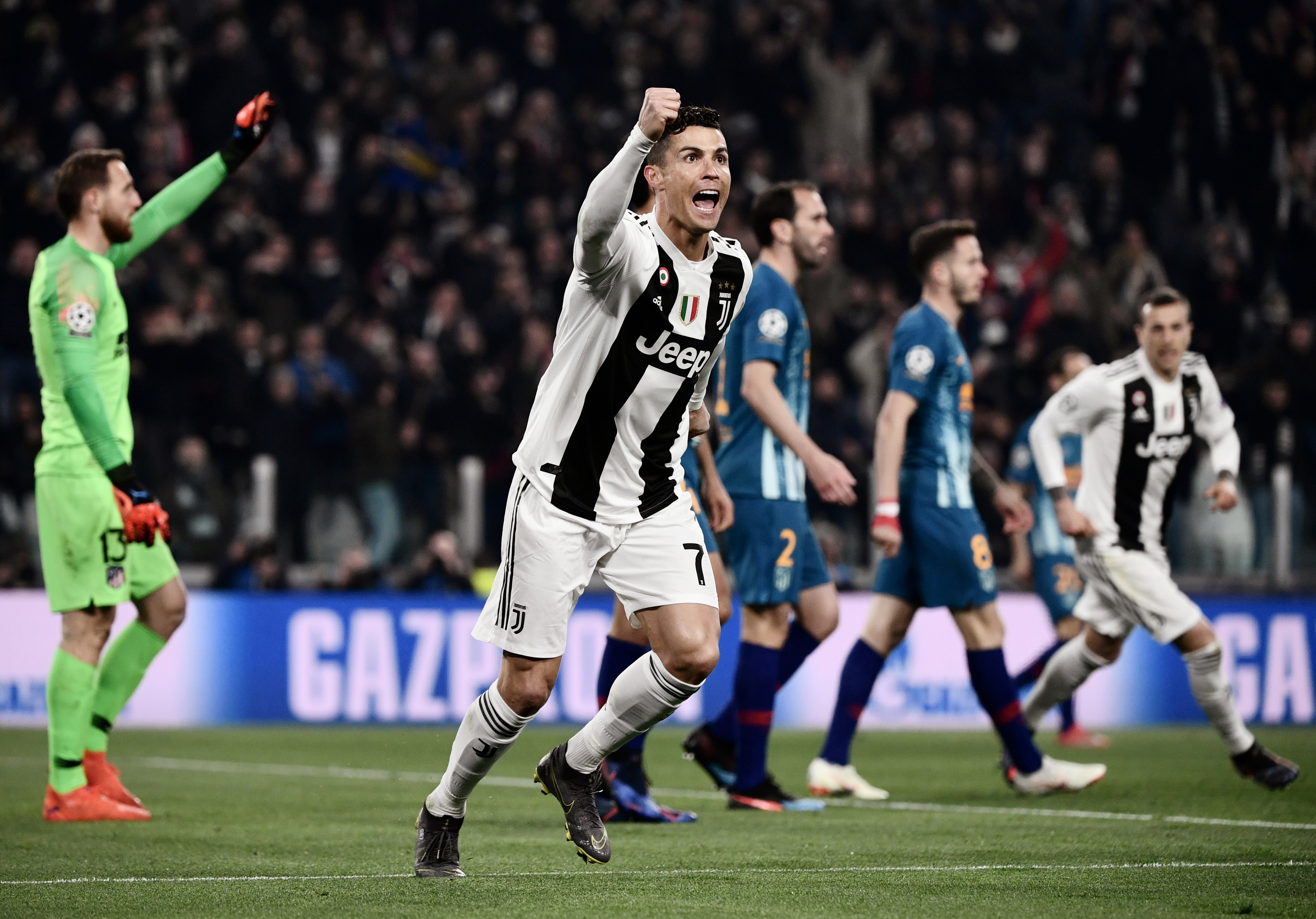 Ronaldo's Birthday Party Invite: COVID Cancellation