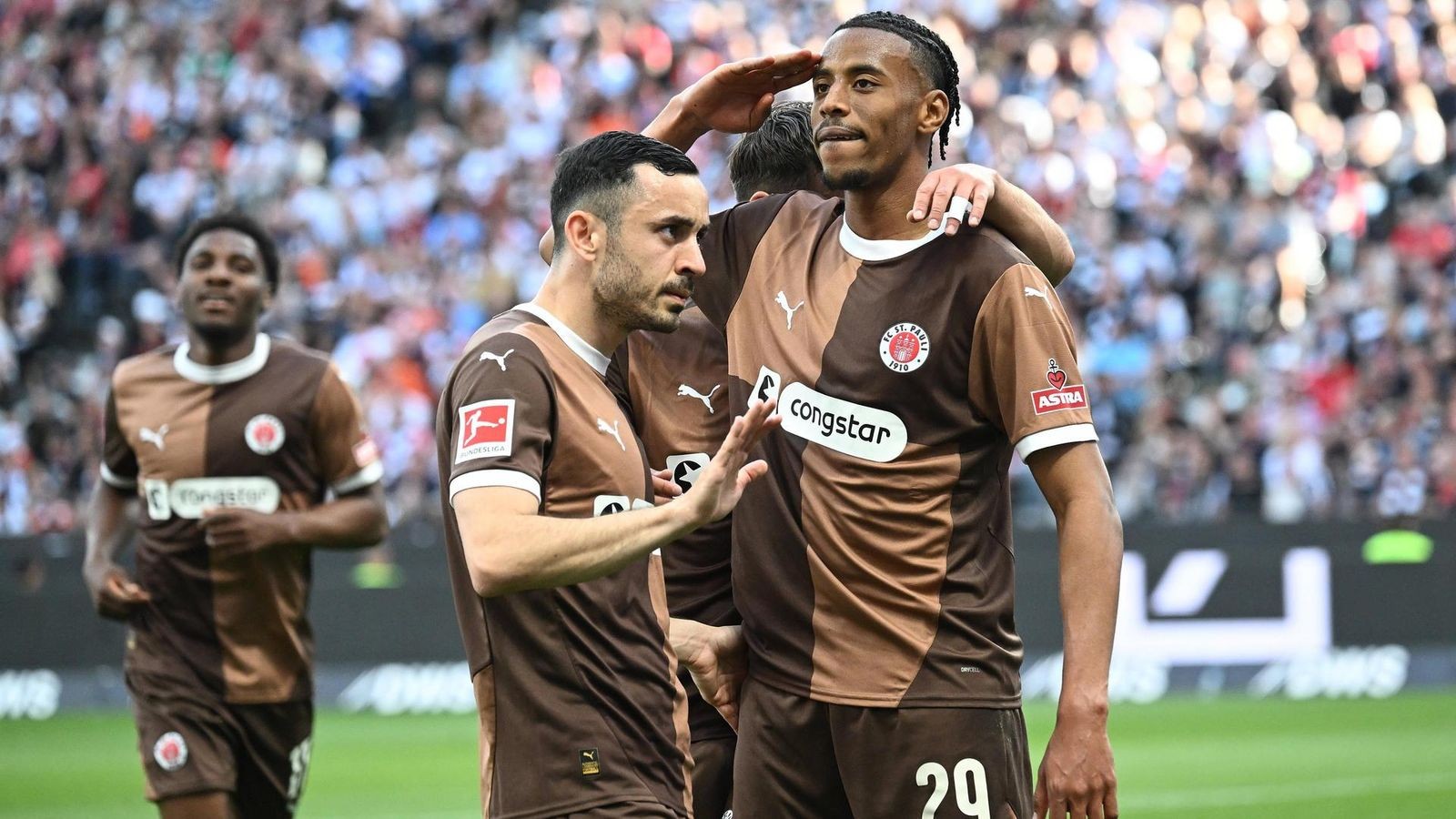 Saliakas Glänzt: St. Pauli Einzelkritik