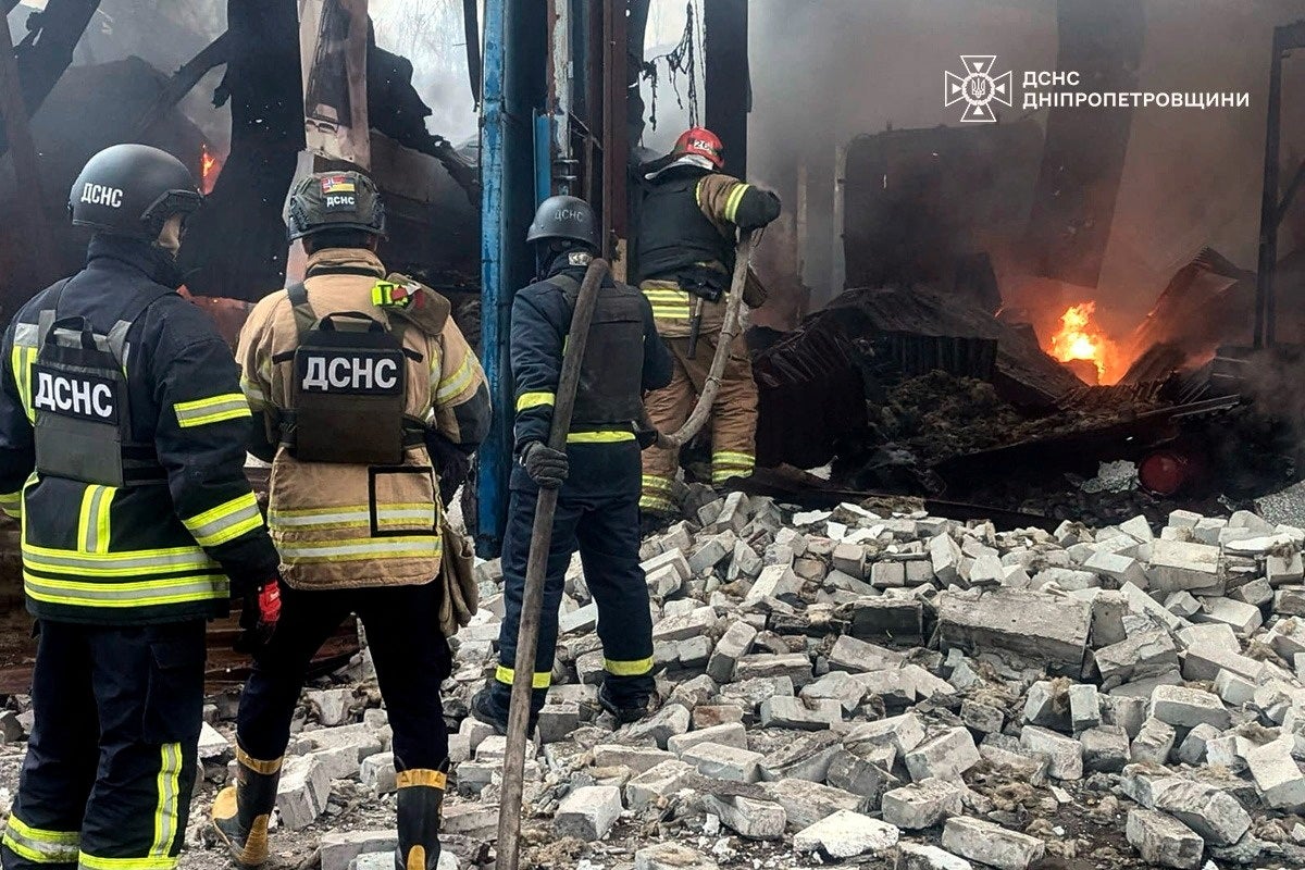 Ukraine War: Macron Demands Peace, Threatens Action